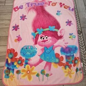 Northwest Trolls Girls Floral Fleece Throw Blanket